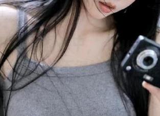 在Puy Puy的图库中，AsunaBunny的作品令人哭笑不得的奇妙旅程.txt
